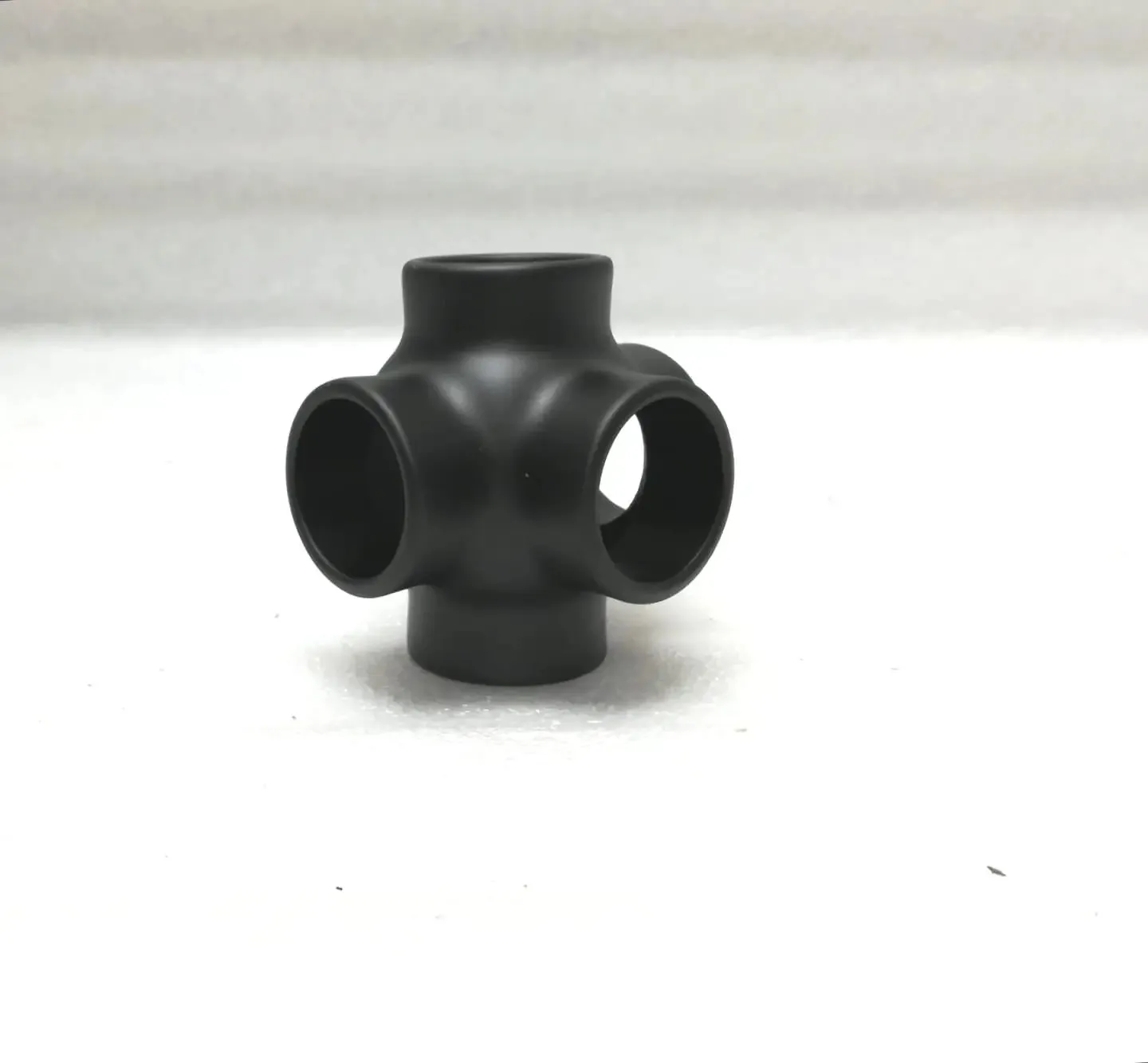 Ball Side Outlet Cross for 1" Tubing