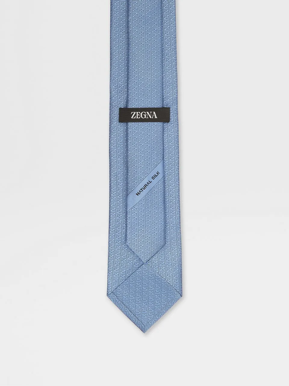 LIGHT BLUE NATURAL SILK TIE