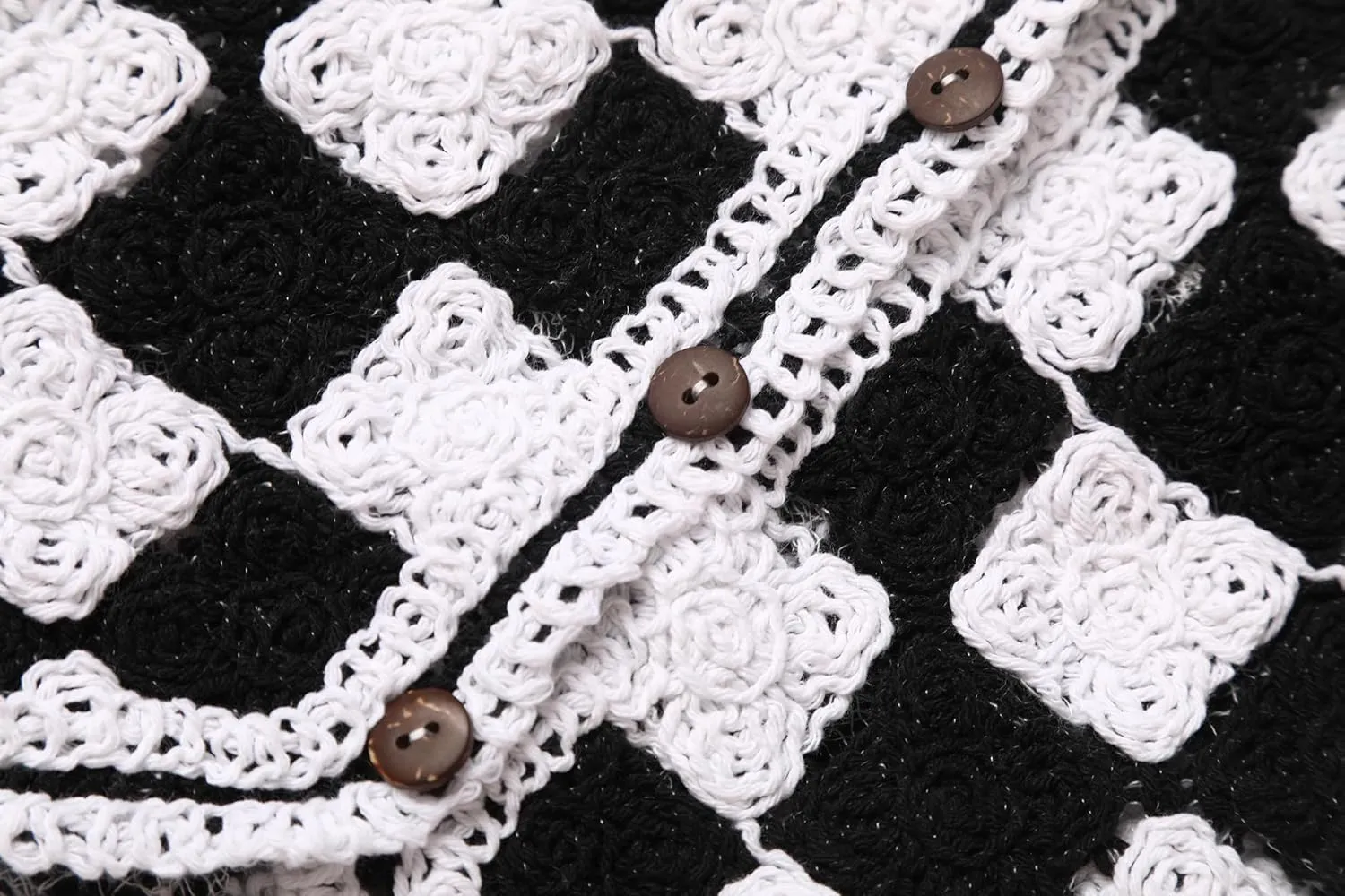 Women's Front Button V-Neck Sleeveless Crochet Embroidered Knitted Sweater Short Vest